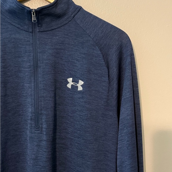 Under Armour Dark Gray HeatGear Shirt - Picture 2 of 4